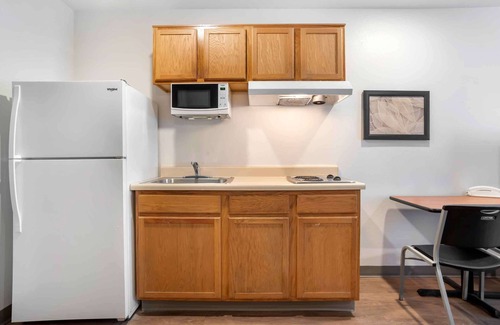 Pine Forest Hotel | Convenient Extended Stay America Suites in Pensacola