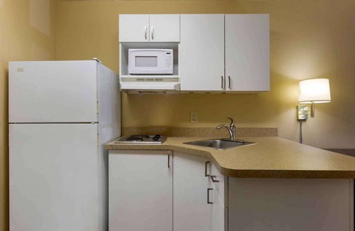 North Scottsdale Hotel | Convenient Extended Stay Suites in Scottsdale, Arizona