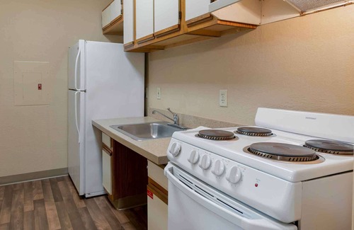 Columbia Hotel | Convenient Extended Stay America Suites with Kitchen & Breakfast