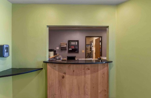 Lubbock Hotel | Pet-Friendly Extended Stay America Select Suites in Lubbock