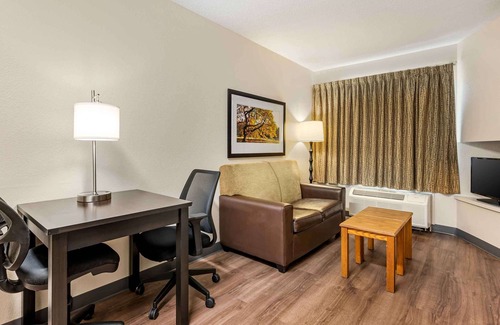 Blue Ash Hotel | Comfortable Extended Stay America Suites in Blue Ash