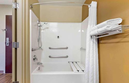 Covington Hotel | Pet-Friendly Suites at Extended Stay America - Covington