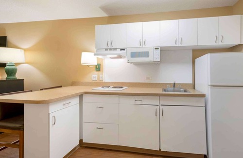 Schaumburg Hotel | Convenient Extended Stay America Suites near Schaumburg Center