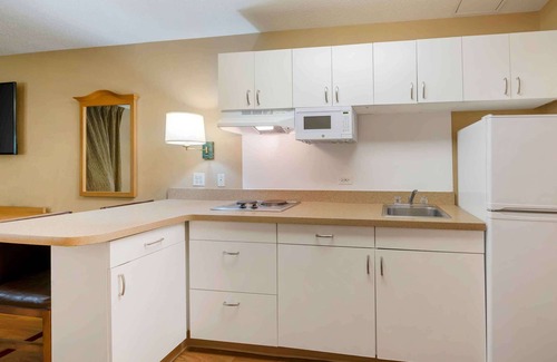 Schaumburg Hotel | Convenient Extended Stay America Suites near Schaumburg Center