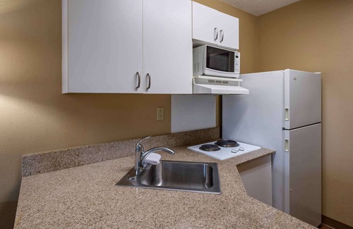 Greenway Plaza-Upper Kirby Hotel | Convenient Extended Stay America Suites near Houston Medical Center