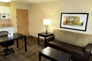 Camelback East Hotel | Pet-Friendly Suites at Extended Stay America - Phoenix Biltmore