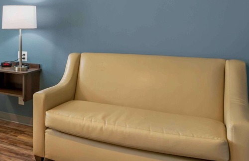 Wayne Hotel | Convenient Extended Stay America Suites in Indianapolis