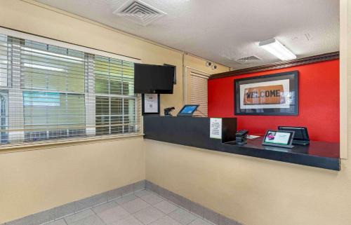 Central Newport News Hotel | Pet Friendly Extended Stay America Suites in Newport News