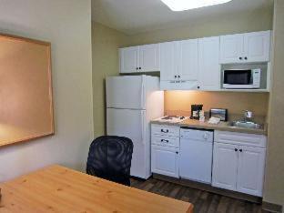 Piscataway Hotel | Comfortable Extended Stay America Suites near Rutgers University