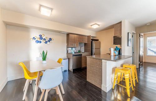Riverside Apartment | Comfortable Extended Stay Apartments Near Downtown