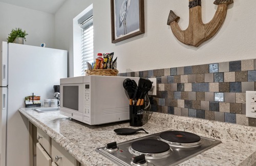 Gun Barrel City Hotel | Eco-Friendly Extended Stay in Gun Barrel City - Guest Rated 9.2