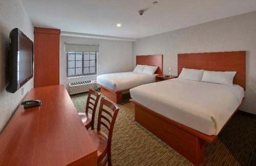 Ciudad del Carmen Apartment | Convenient Extended Suites Ciudad del Carmen Near Airport