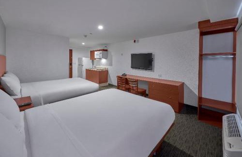 Ciudad del Carmen Apartment | Convenient Extended Suites Ciudad del Carmen Near Airport
