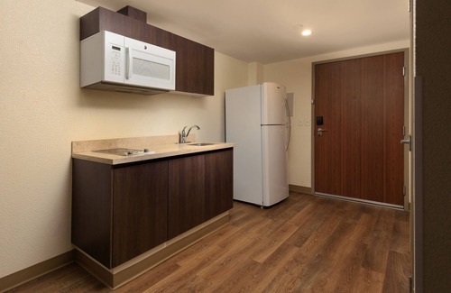 La Joya Apartment | Cozy Extended Suites Tijuana Macroplaza with Pool & Ocean View