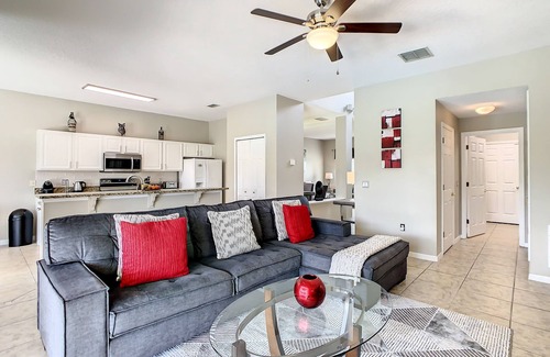West Haven House | Relaxing Getaway with Pool, Spa & Extended Sun Deck