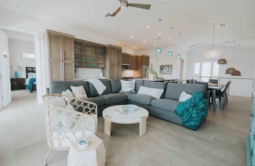 Marathon House | Grouper House: 4BR Oceanfront Home with Private Pool