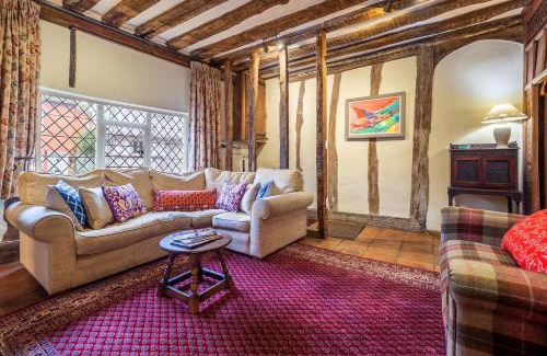Lavenham House | Historic 15th Century Timber Cottage in Medieval Village