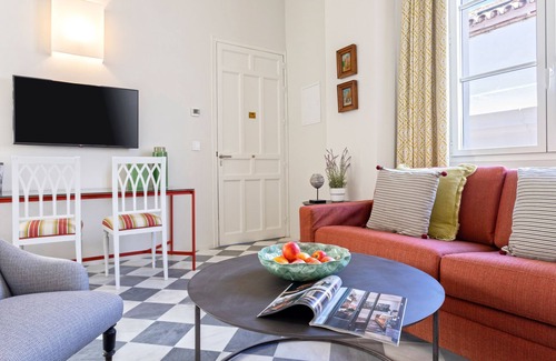 San Vicente Apartment | Central Retreat: San Laureano V with Spa & Family Amenities