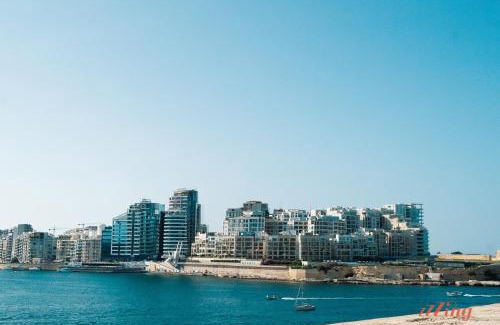 Valletta Apartment | Elegant Apartment in Valletta, Malta - Family Friendly Stay