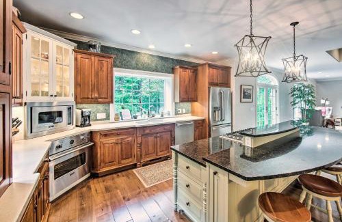 Atglen House | Elegant Atglen Manor: Explore 60 Acres of Private Bliss
