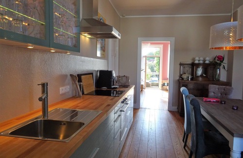 Lubeck City Centre Apartment | Elegant Central Lübeck Retreat with Pool and Spa Experience