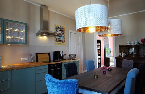 Lubeck City Centre Apartment | Elegant Central Lübeck Retreat with Pool and Spa Experience