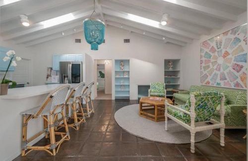 Southside Villa | Indulge in a Palm Beach Pool Oasis with Oceanfront Views