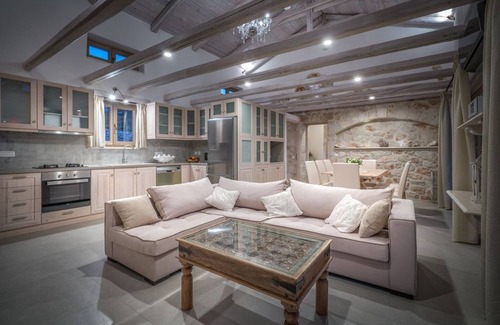 Korithi Villa | Elegant Villa Harmonia in Agios Nikolaos with Ocean Views