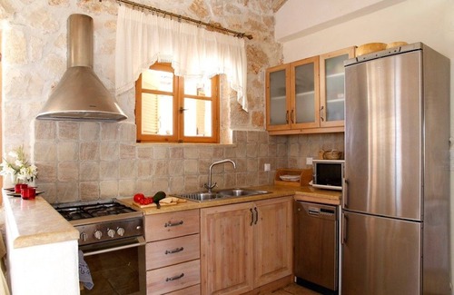 Korithi Villa | Elegant Villa Crystal with Private Pool & Sea Views