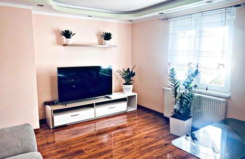 Ost Apartment | Peaceful Apartment in Leipzig Ost - Family Friendly Stay