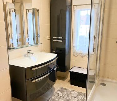 Ost Apartment | Peaceful Apartment in Leipzig Ost - Family Friendly Stay
