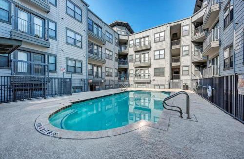 West Campus Apartment | Cozy Apartment with King Beds and Pool Access for Families