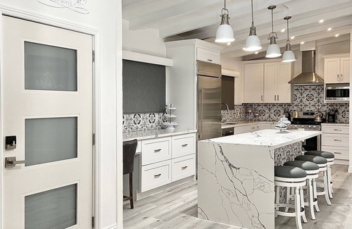 South Redondo Apartment | Prime Oceanfront Retreat Just 2 Blocks from the Beach