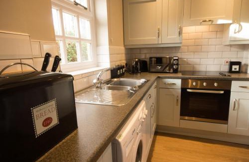 Holestone Moor House | Pet-Friendly Eyam Cottage at Darwin Lake Holiday Village