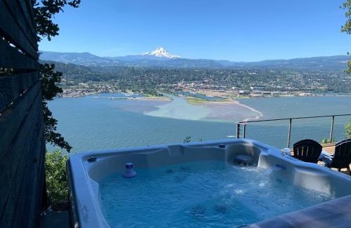 White Salmon House | Eye On The Gorge