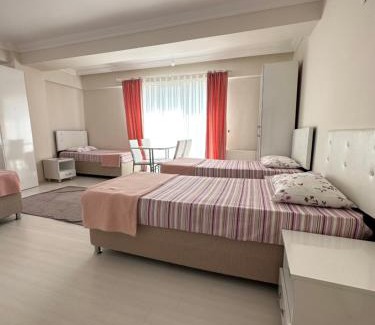 Canakkale Apartment | Discover Eylül: Oceanfront Retreat with Private Beach Access