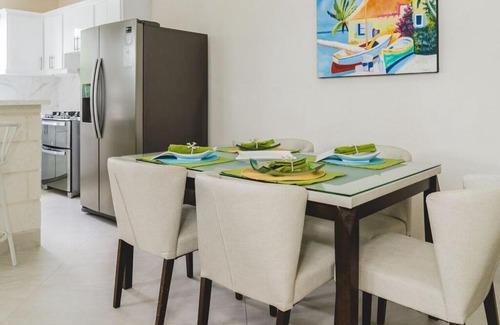 Clapham Apartment | Family-Friendly Ez Living Apartments with Breakfast Included