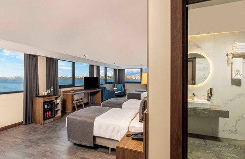 Avcilar Hotel | Ezkar Hotel: Guest Rated 10/10 with Breakfast & Family Amenities