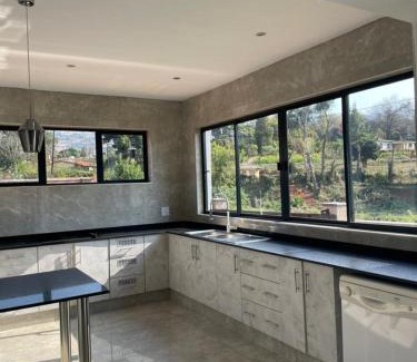 Lobamba Apartment | Child-Friendly Ezulwini Executive Apartments with Top Ratings