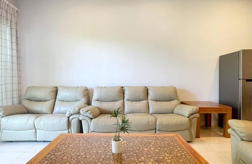 Downtown Kota Kinabalu Apartment | Ezyhouz @ Kota Kinabalu/IMAGO The Loft/Luxury Pool Garden 3 Bedroom 8Pax