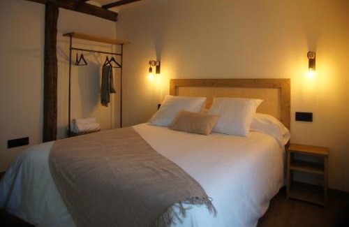 San Millan de la Cogolla House | Discover Fábrica de Harinas La Gloria: Pet-Friendly Retreat