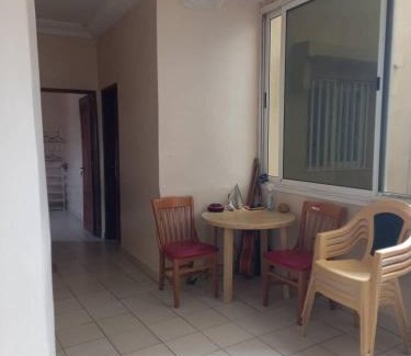 Pointe des Almadies Apartment | Fèmi