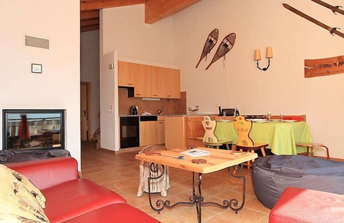 Ovronnaz Apartment | Experience Fénestral 301: Guest Rated 9.2 with Lake Views