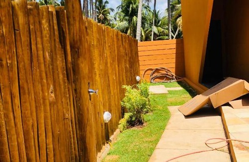 Japaratinga House | Fênix Suítes Pousada: Pet-Friendly Retreat with Pool