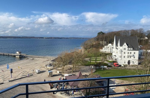 Gluecksburg Apartment | Relax at Fördeblick Svea: Oceanfront Retreat in Deutschland