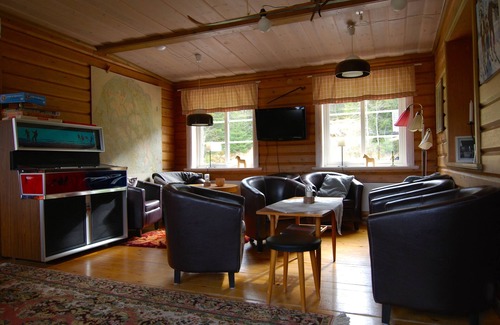 Transtrand House | Discover Försgården Fjällhotell: Spa, Pool & Family Fun