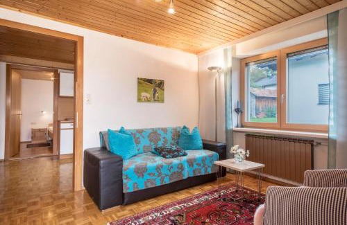 Grossdorf Apartment | Cozy Försterhaus Wohnung with Family-Friendly Amenities