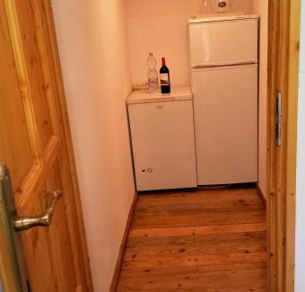 Fule Apartment | Fülei Vendégház: Pet-Friendly Retreat with Breakfast Included