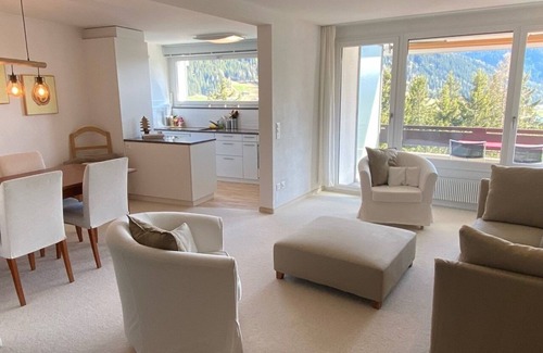 Davos Apartment | Cozy Retreat for 4 Guests in Davos with Spa & Pool
