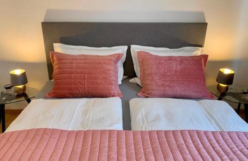 Daberstedt Apartment | Spacious Apartment Near City Park with Terrace & Parking